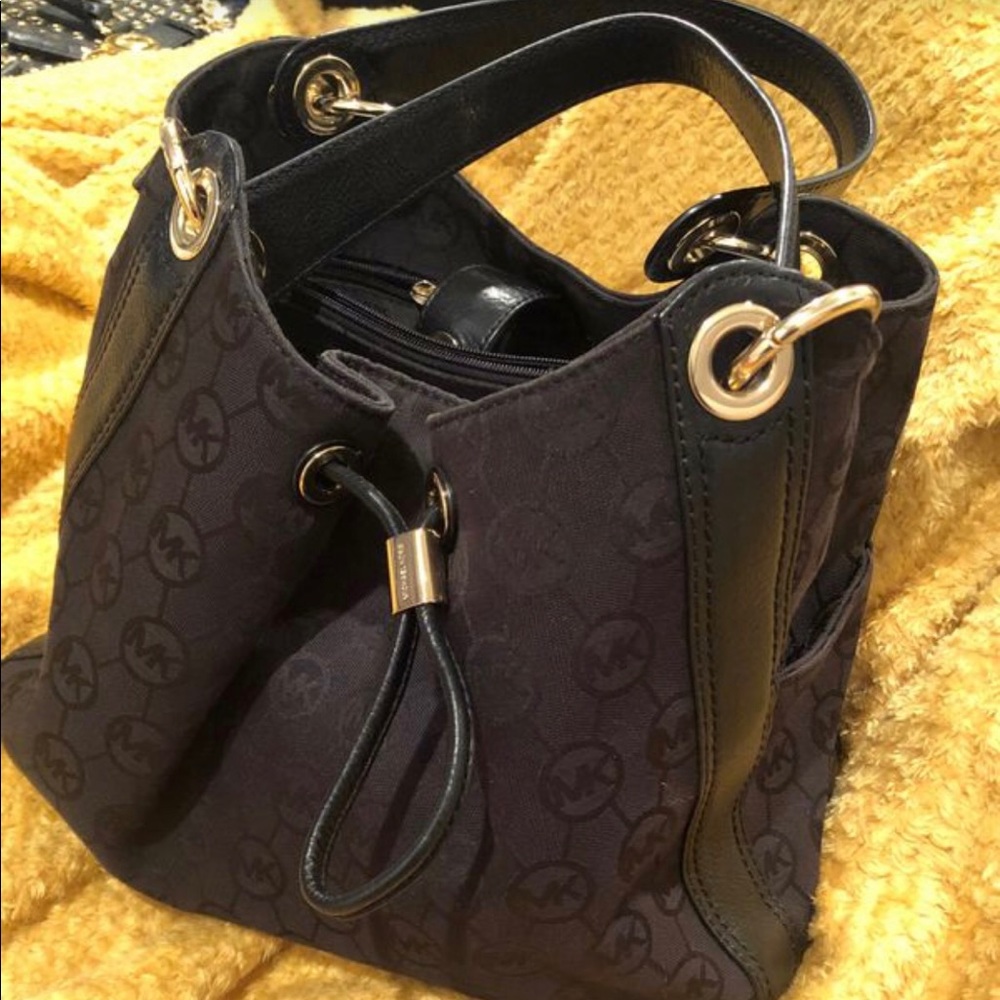 MK Purse